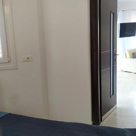 View Διαμερισμα Villa Loukissia Exteriör bild