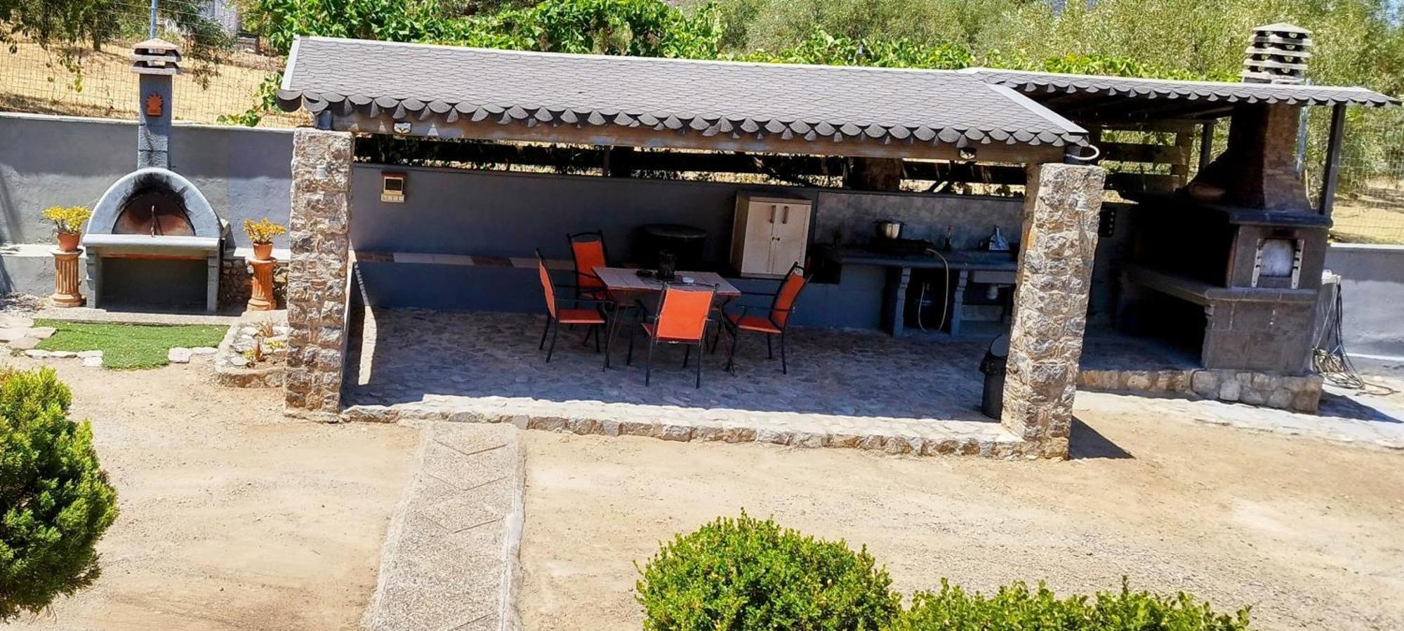 View Διαμερισμα Villa Loukissia Exteriör bild